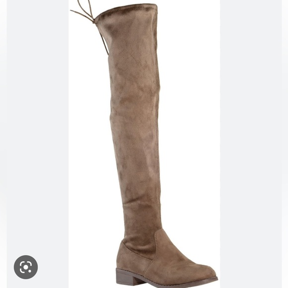Forever 21 Knee High Boots - Picture 1 of 9